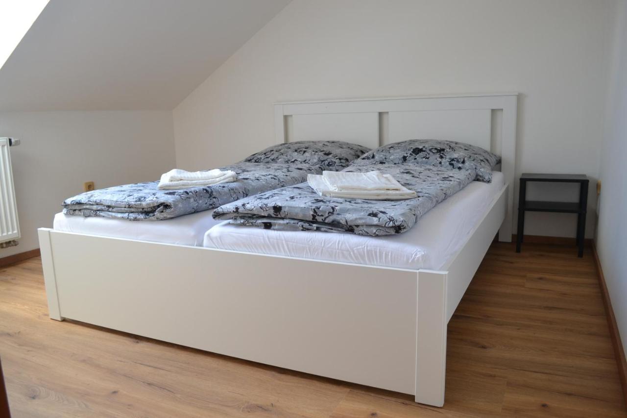 Vacov Apartman Benesovka מראה חיצוני תמונה